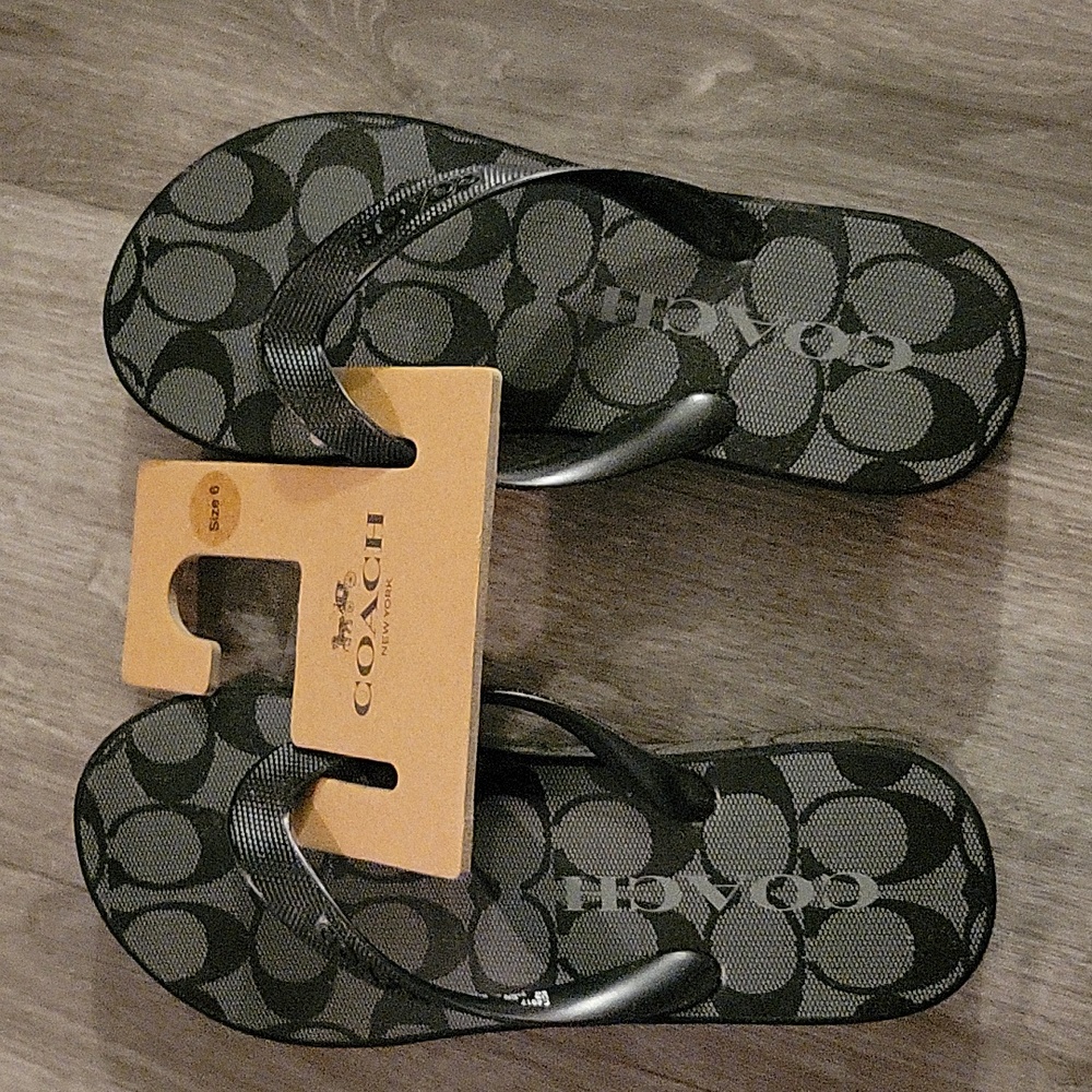NWT Coach flip flops/sandals